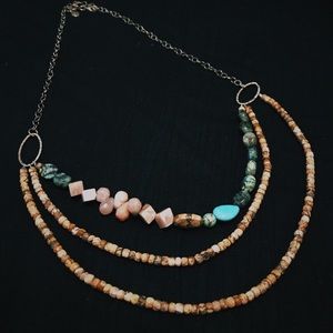 4 for 1: Assortment of long necklaces